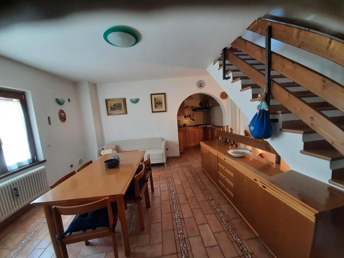 La Casa Di Walter E Rosa Villa กัสเตลดิซังโกร ภายนอก รูปภาพ